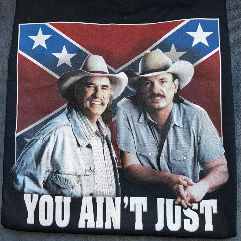 NWOT Bellamy Brothers Graphic Tee